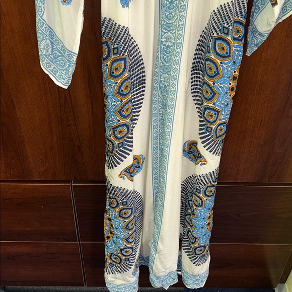 Calypso St. Barth sz S blue and white medallion print silk maxi dress. - Picture 8 of 13